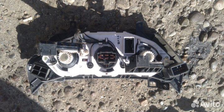 Блок управления отопителем Chevrolet Aveo T250