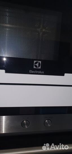 Встраиваемая Микроволновая Печь Electrolux