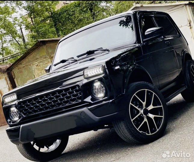 Решётка Магнум на Ниву