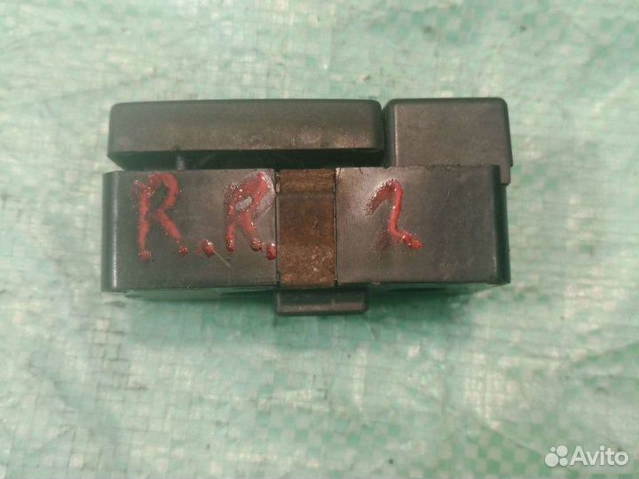 Кнопка регулировки высоты Land Rover Range Rover 2