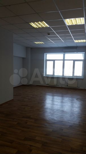 Офисное помещение, 70 м²