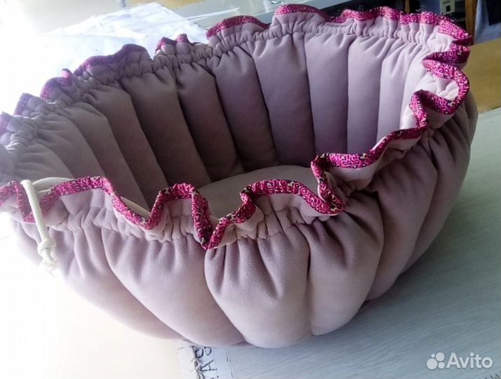 Лежанка для питомца