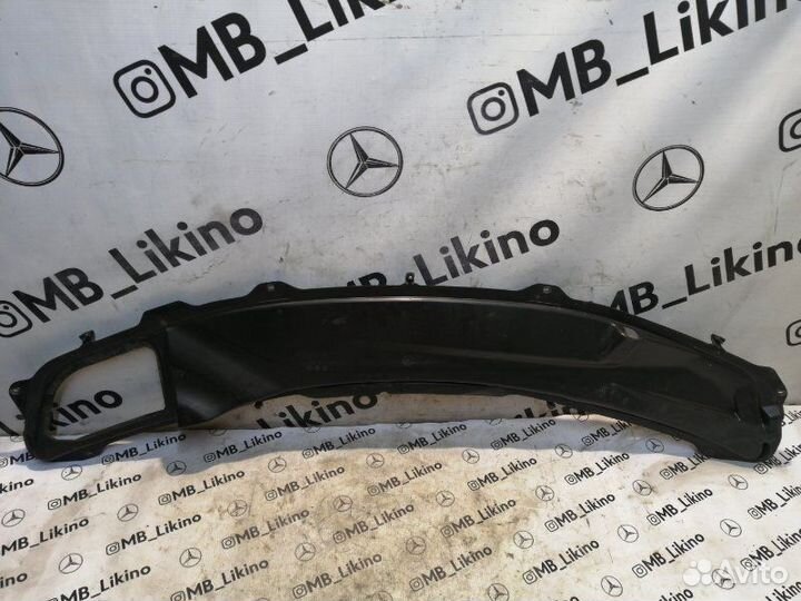 Водосток капота Mercedes Gl X164