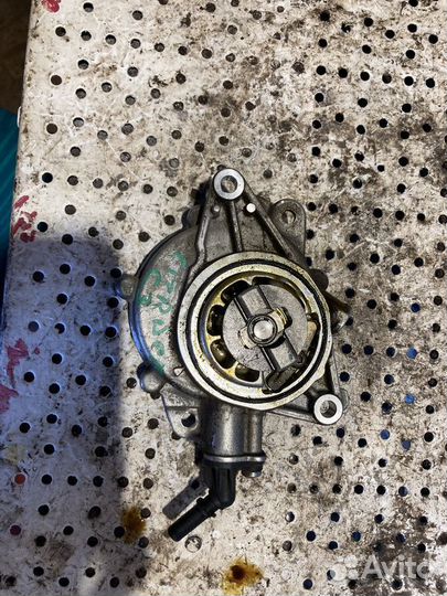 Насос вакуумный Citroen C3