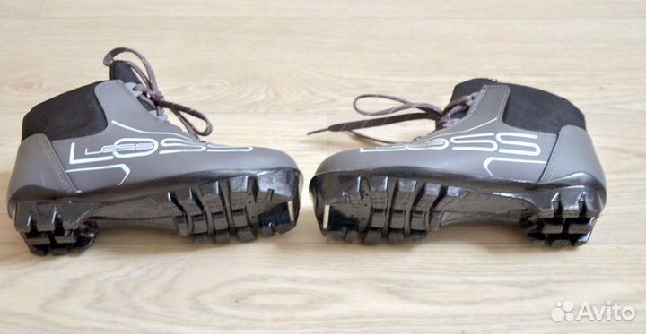 Лыжные ботинки р. 33