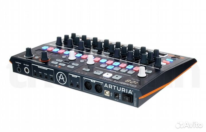 Драм машина Arturia DrumBrute Impact