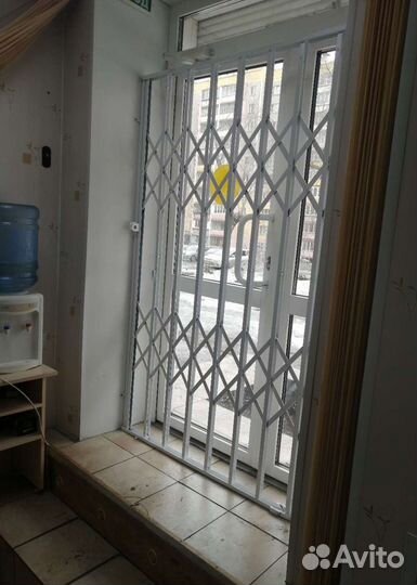 Раздвижные решётки на двери