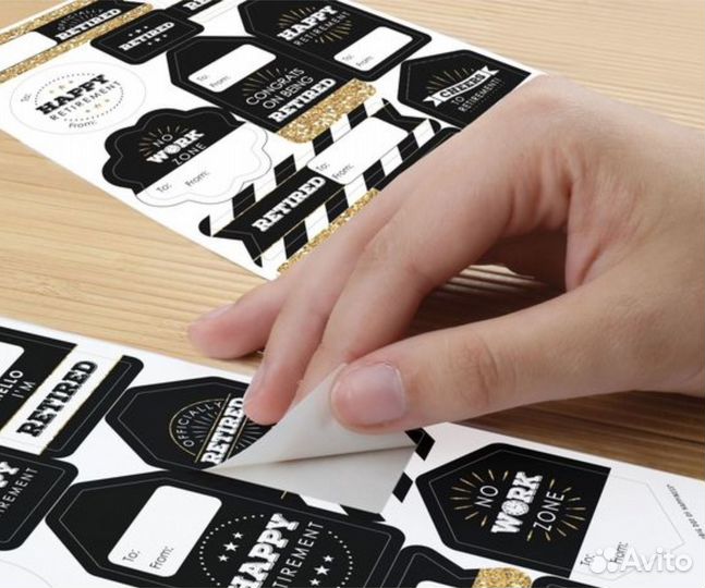 Печать наклеек с контурной резкой