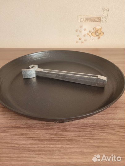 Продам сковородку 28 см СССР