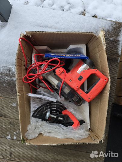 Пила торцовочная км MS-1401/210 (680152)