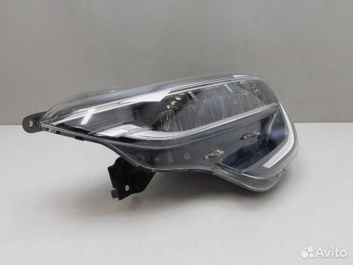 Фара левая Renault Arkana