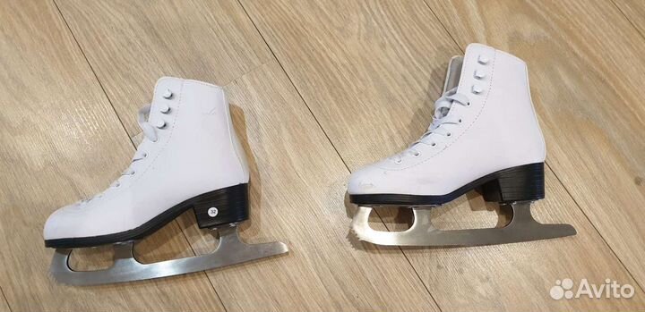 Коньки фигурные
