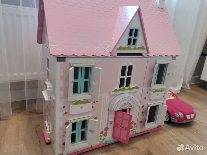 Домик кукольный Elc с мебелью