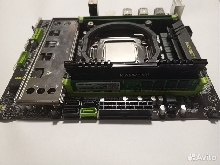 Machinist x79 Xeon e5 2690 32gb