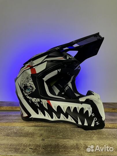 Кроссовый шлем Airoh Twist 2.0 Mask Matt+очки Leat