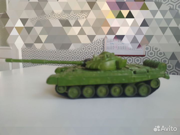 Танк на батарейках