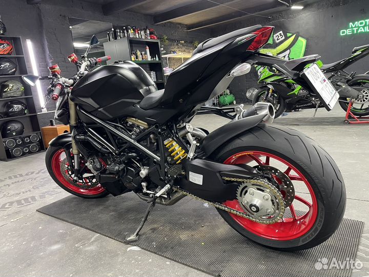 Ducati streetfighter 848