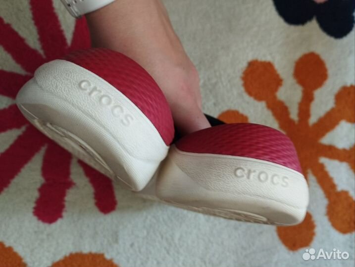 Тапки Crocs 39 размер