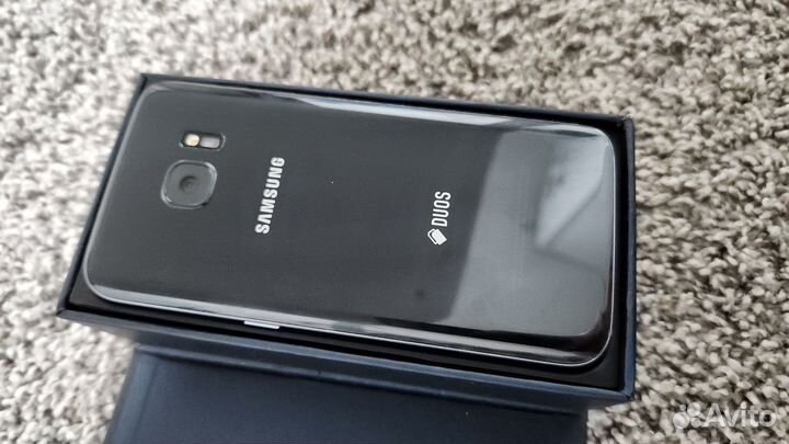 Samsung Galaxy S7, 4/32 ГБ