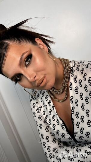 Визажист, стилист по причёскам