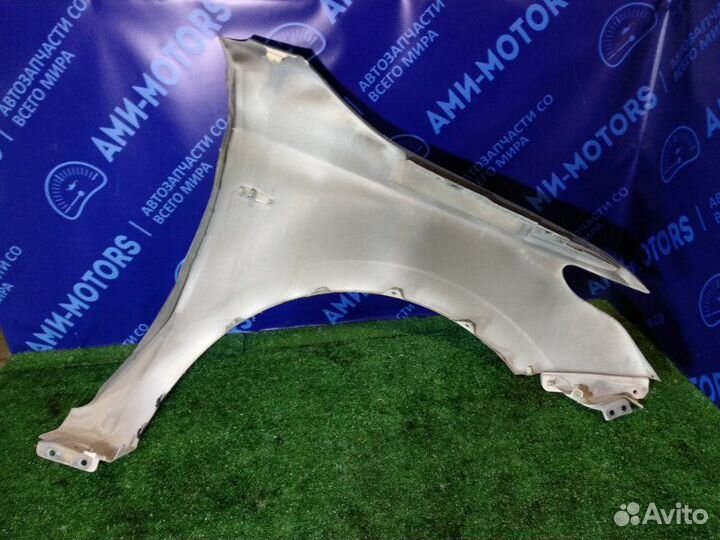Крыло переднее левое Mitsubishi L200