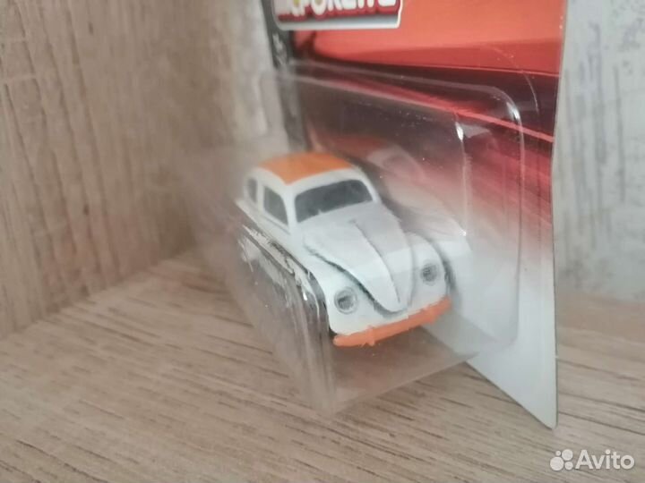 Машинки 1/64 модели машин