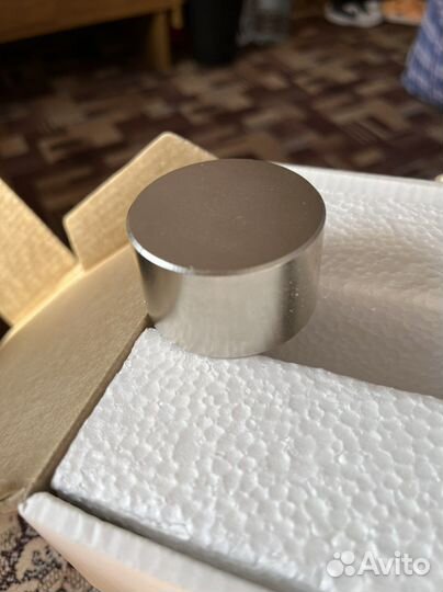 Магнит гигант