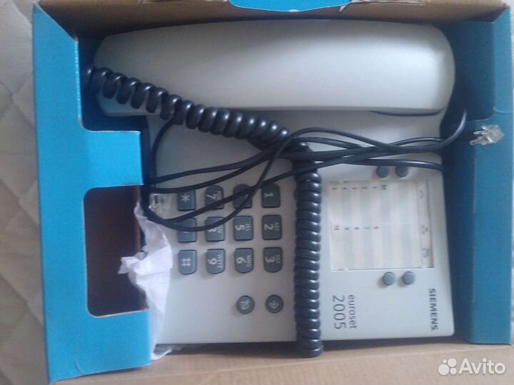 Телефонный аппарат новый