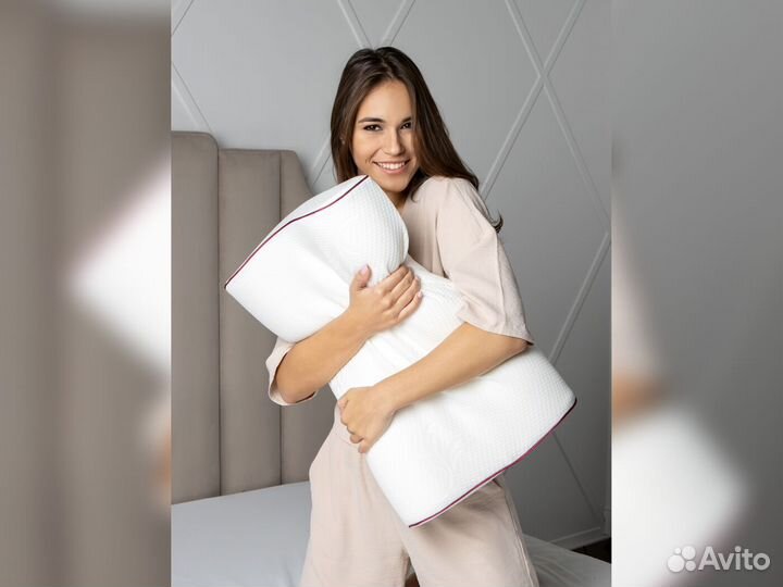 Анатомическая подушка для сна с эффектом памяти