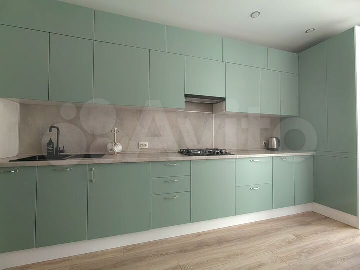 2-к. квартира, 65 м², 3/16 эт.