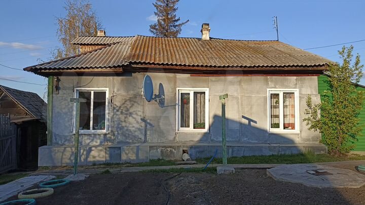 Дом 64,8 м² на участке 6,88 га