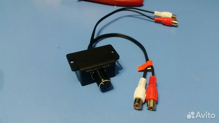Регутятор бас громкость универсальный RCA