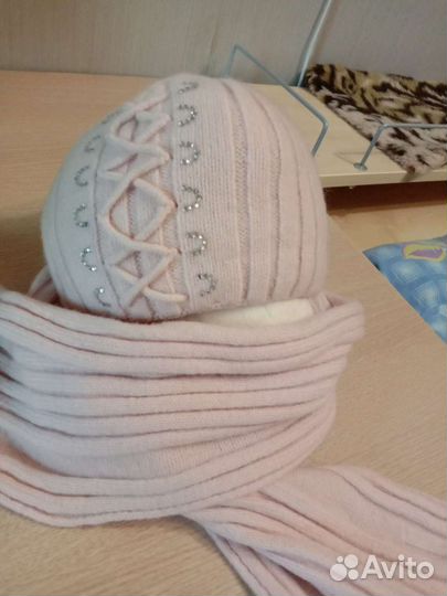 Шапка с шарфом женская,комплект