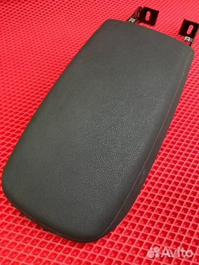 Крышка подлокотника Bmw X3 F25 N47D20C 2014