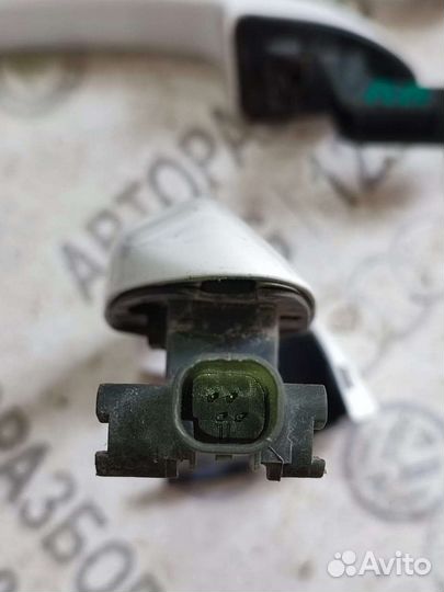 Ручка двери наружняя Volkswagen Passat CC