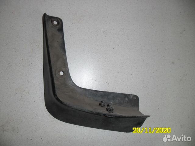 Брызговик левый 5370A239 Mitsubishi Lancer 10