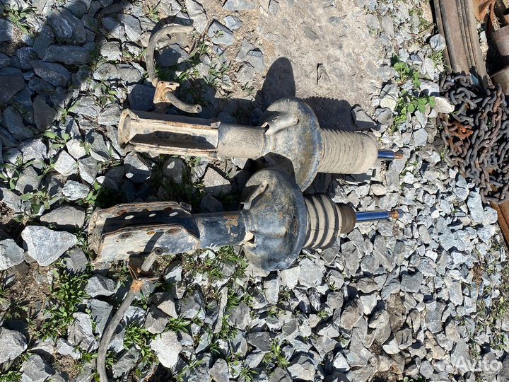 Передние амортизаторы мазда 323 BA