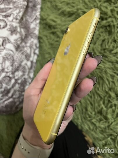 iPhone Xr, 64 ГБ