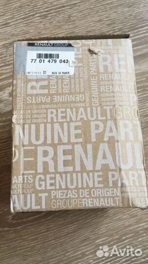 Оригинальная помпа Renault 7701479043 Duster 2.0