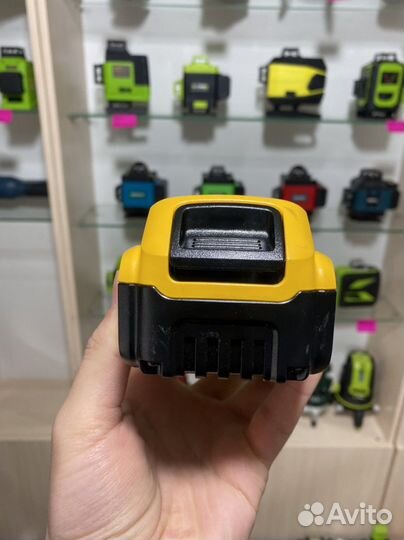 Dewalt аккумулятор оригинал 5.0ан DCB184