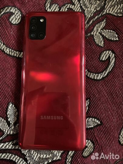 Samsung Galaxy A31, 4/64 ГБ