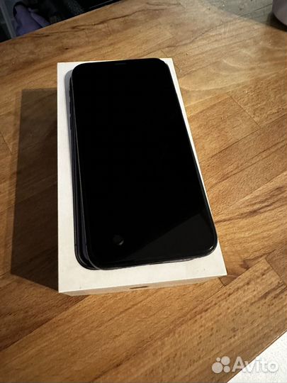 iPhone X, 128 ГБ