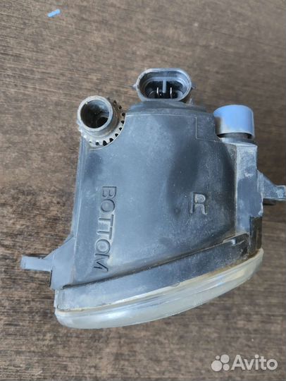 Противотуманные фары Toyta Corolla E150