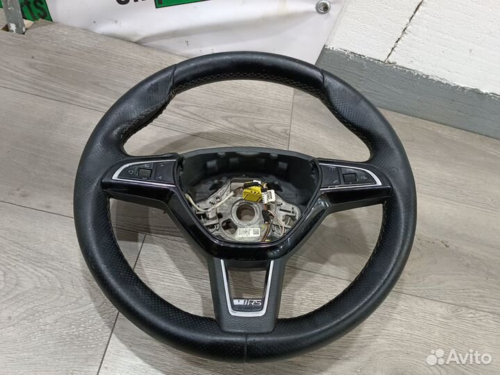 Мультируль RS для Skoda Octavia A7 в сборе