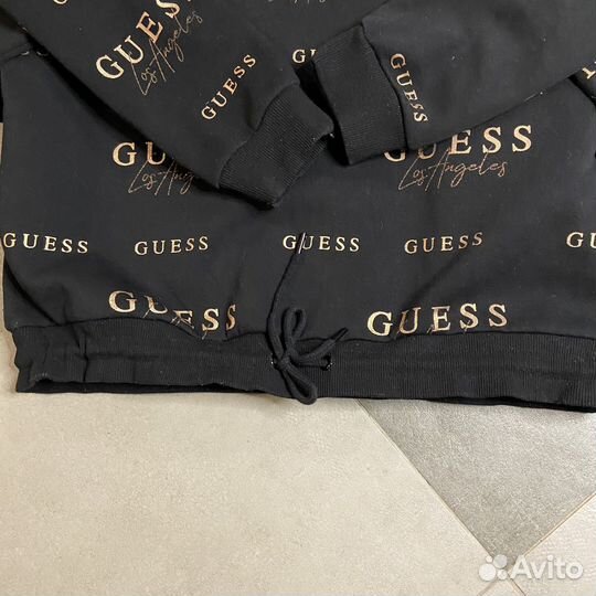 Спортивный костюм Guess