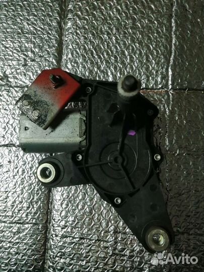 Моторчик стеклоочистителя Ниссан Микра