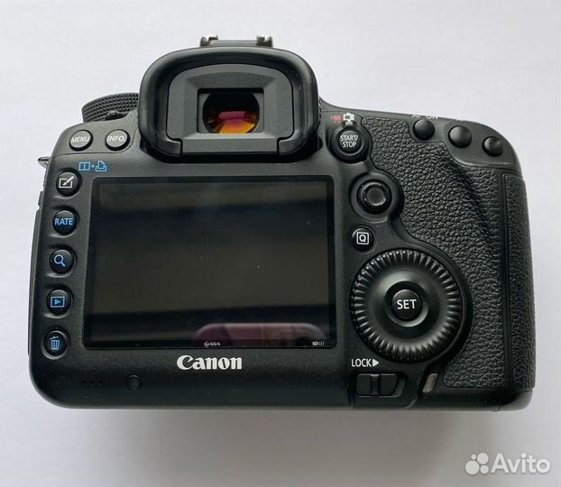 Зеркальный фотоаппарат canon eos 5D mark 3