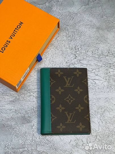 Обложка для паспорта Louis Vuitton