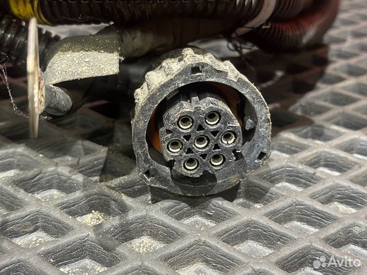 Проводка задних фонарей 2016г Renault T, Volvo FH