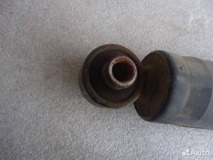 Амортизатор задний 553001M300 Kia Cerato Церато TD